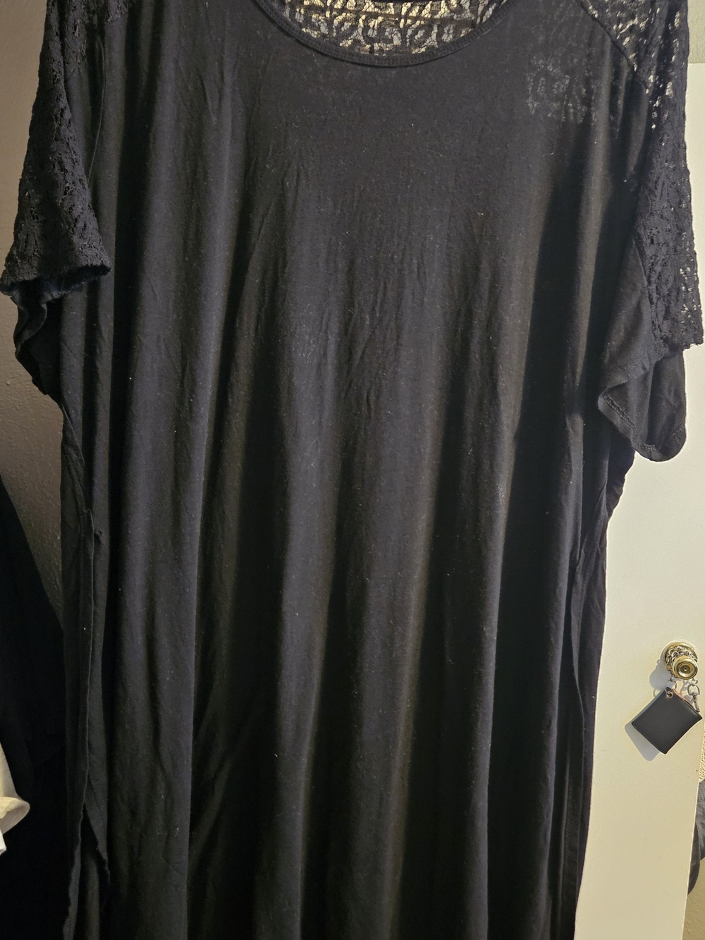 Old Navy Size 4x Black Lace-Trim Tunic Top
